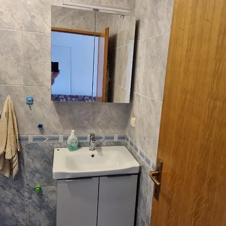 Apartment Lescanec *