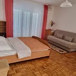 Apartment Lescanec
