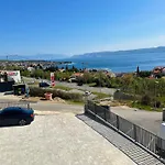 Apartment Lescanec *